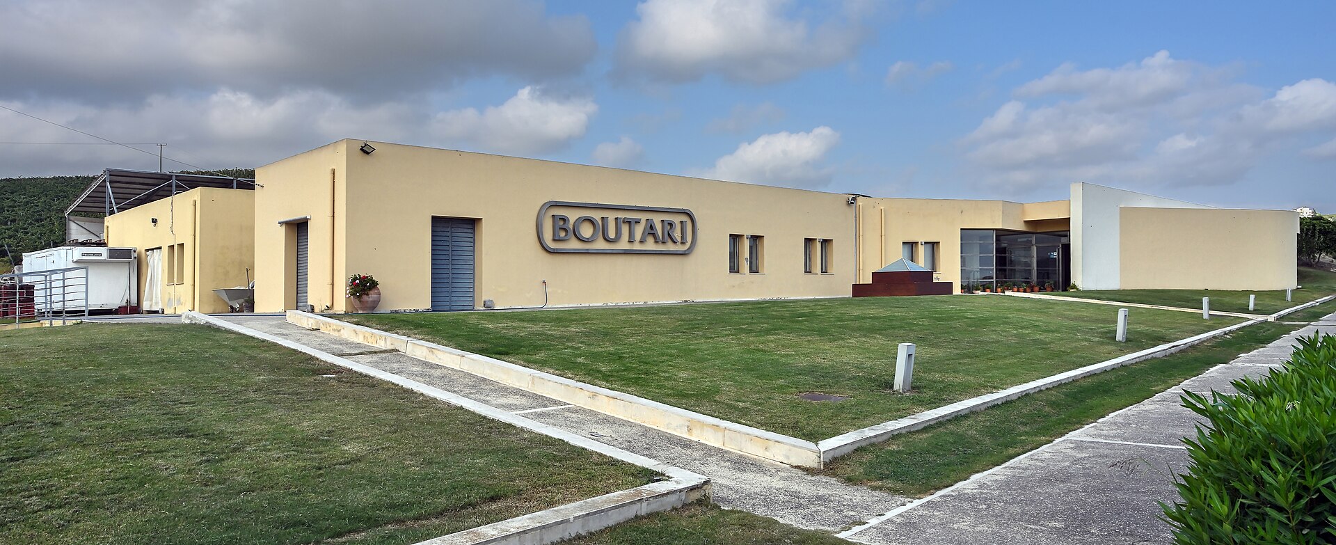 The Boutari winery among vineyards near Skalani, in the Peza wine region outside Heraklion